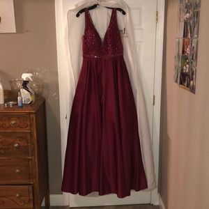 Burgundy Prom dress